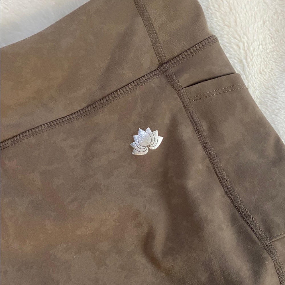 Brown smoke Snoga (size small) - Picture 2 of 5